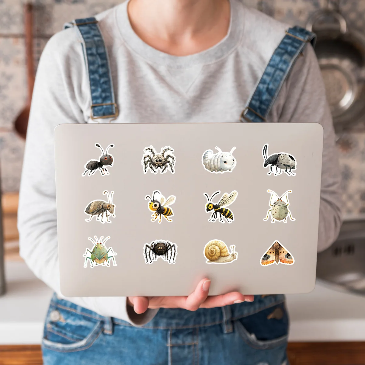 10/50PCS การ์ตูนแมลงแมงมุม Caterpillar Graffiti สติกเกอร์บุคลิกภาพตลกตกแต่ง Graffiti Decal ของเล่นสําหรับถ้วยน้ําจักรยาน