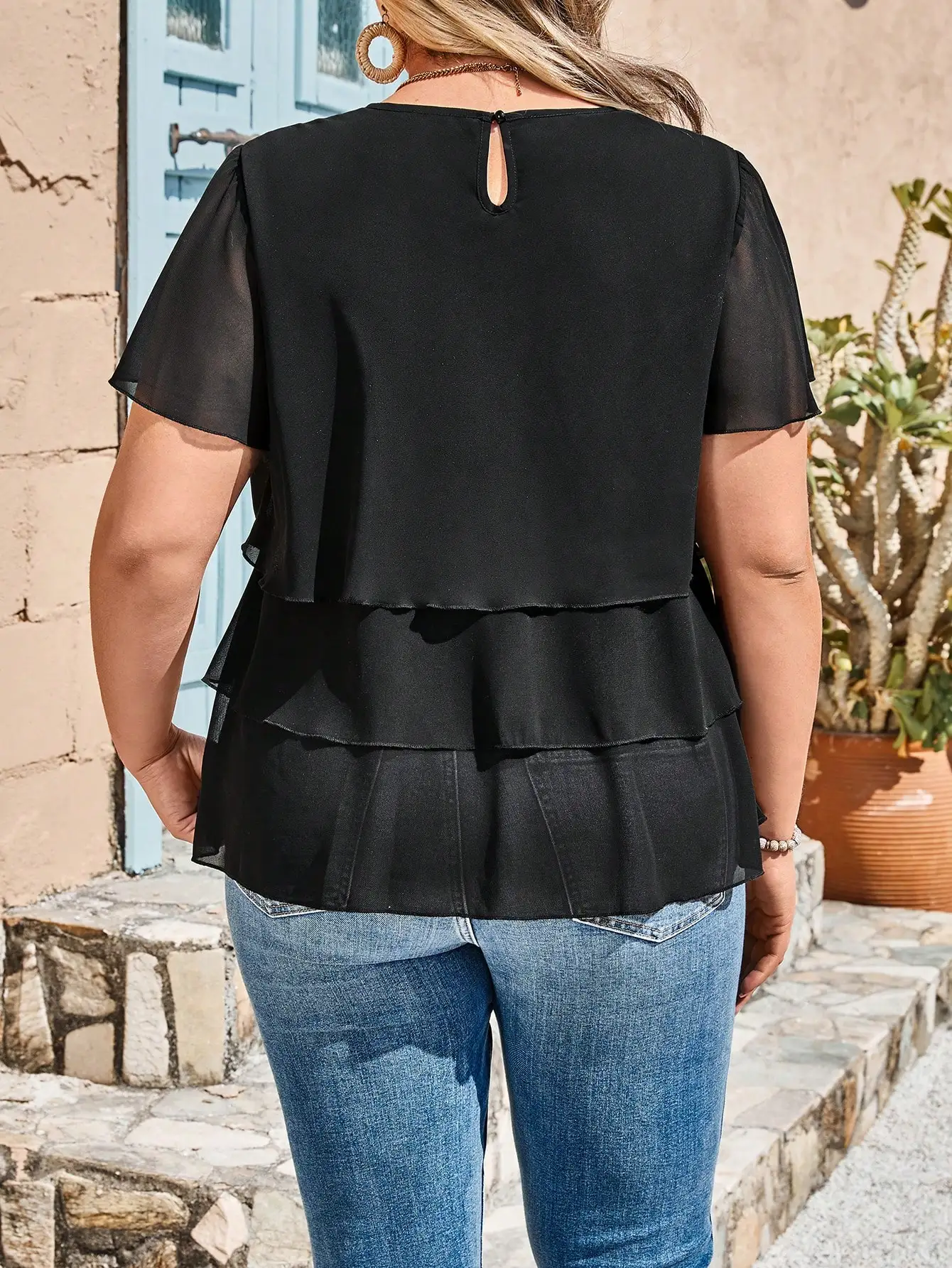 

Flowy Ruffle Hem Short Sleeve Blouse For Women Plus Size