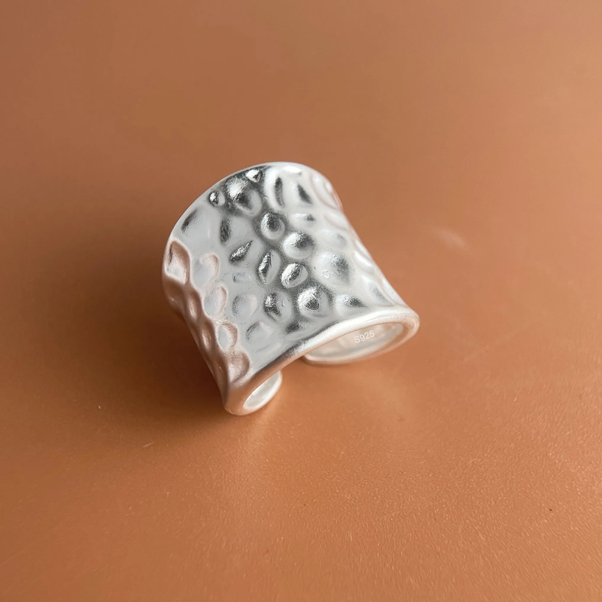 

Кольца из стерлингового серебра 925 пробы для женщин, пара, минималистичные, простые, ручной работы, с широкими точками, ювелирные изделия, подарок, предотвращение аллергии