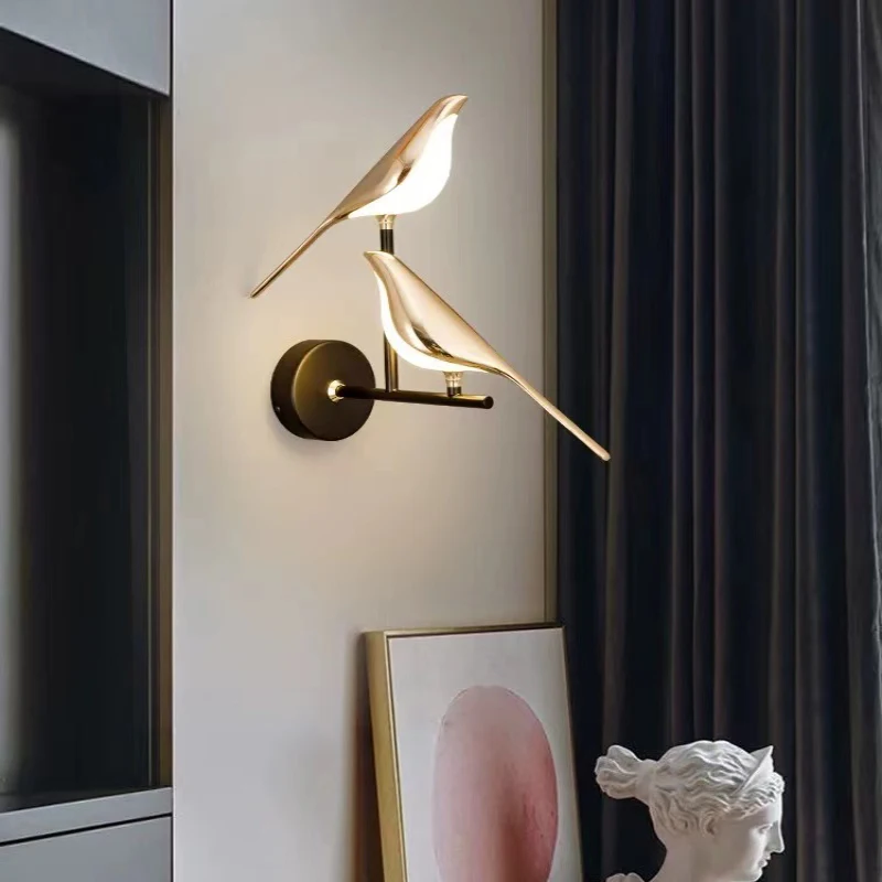 Personality LED Gold Bird Wall Lamp Living Bedroom Bedside Hanging Lamp Novelty Rotatable Creative Wall Lamp Foyer Wall Lights