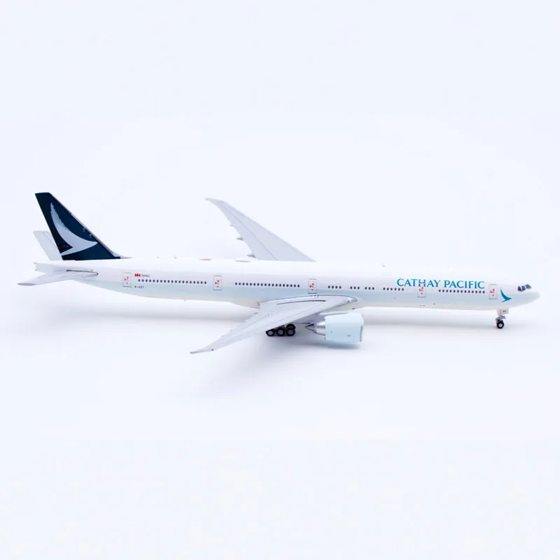 XX4984 Alloy Collectible Plane Gift JC Wings 1:400 Cathay Pacific Boeing B777-300ER Diecast Aircraft Jet Model B-KQT With Stand