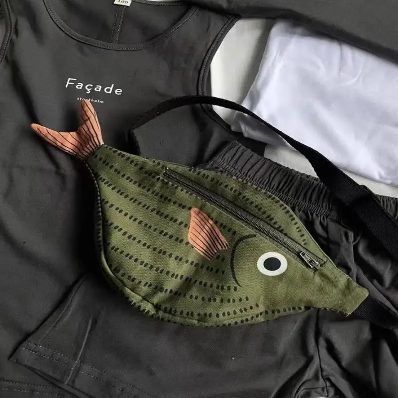 

Adorable Tropical Fish Waist Pack For Kids Green Water-Resistant Coin Purse Crossbody Bag For Boys & Girls Trendy Bags