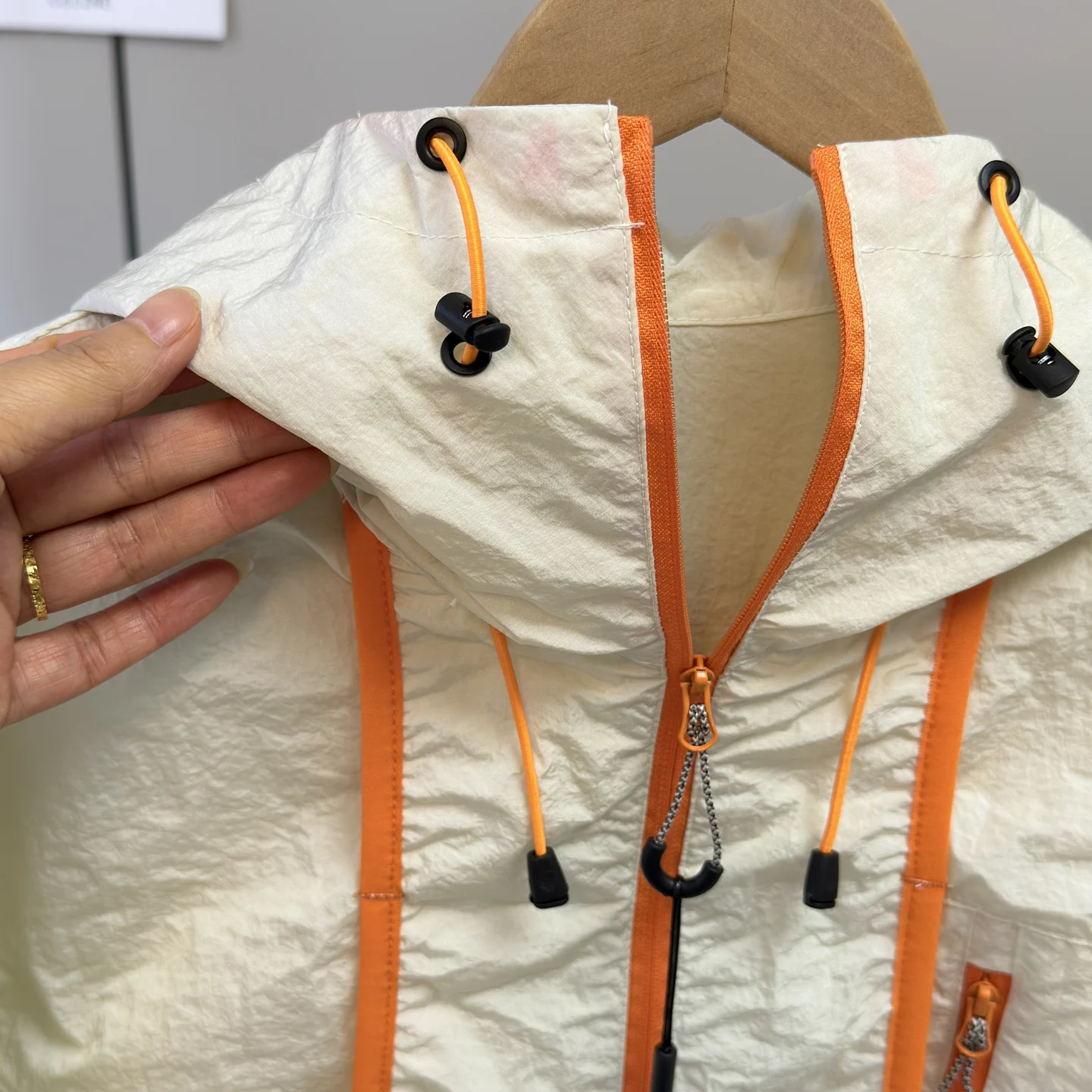 

ex Lightweight Breathable Outdoor Hooded Jaet Waterproof Splice Color Fake Two-Piece Sun Protection Outerwear