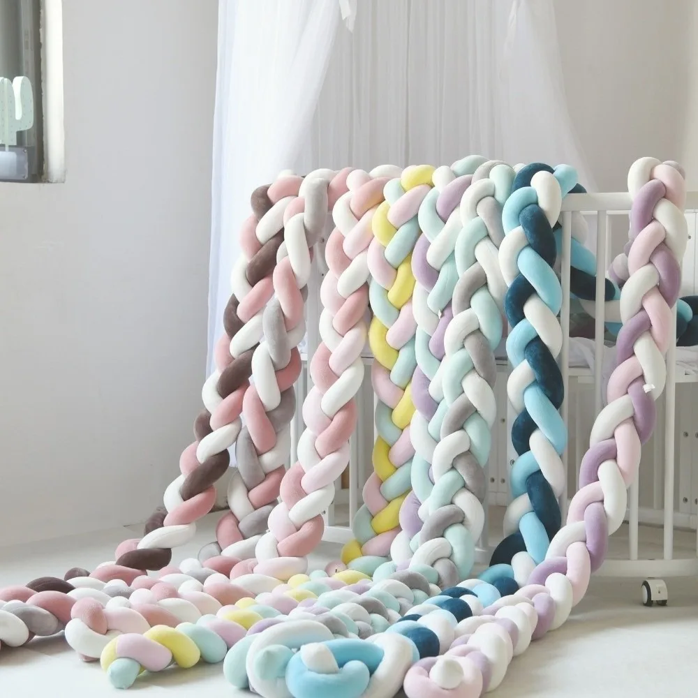 Paraurti decorativo per lettino fatto a mano Morbido peluche Cuscino intrecciato traspirante Lavabile Cuscino annodato delicato sulla pelle Culla neonato