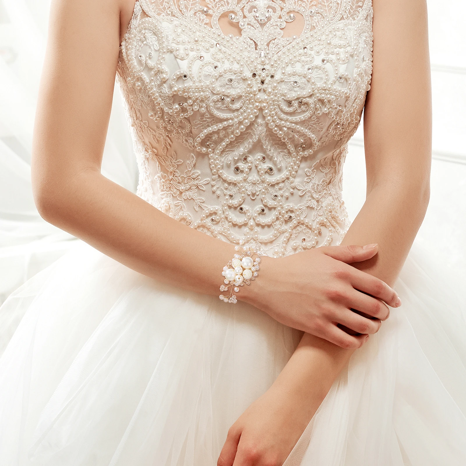 

Pearl Hand Flower Wristband Wedding Bridal Bridesmaid Bead Pearl Design Matching Dresses Dancing Party Special Occasion Necklace