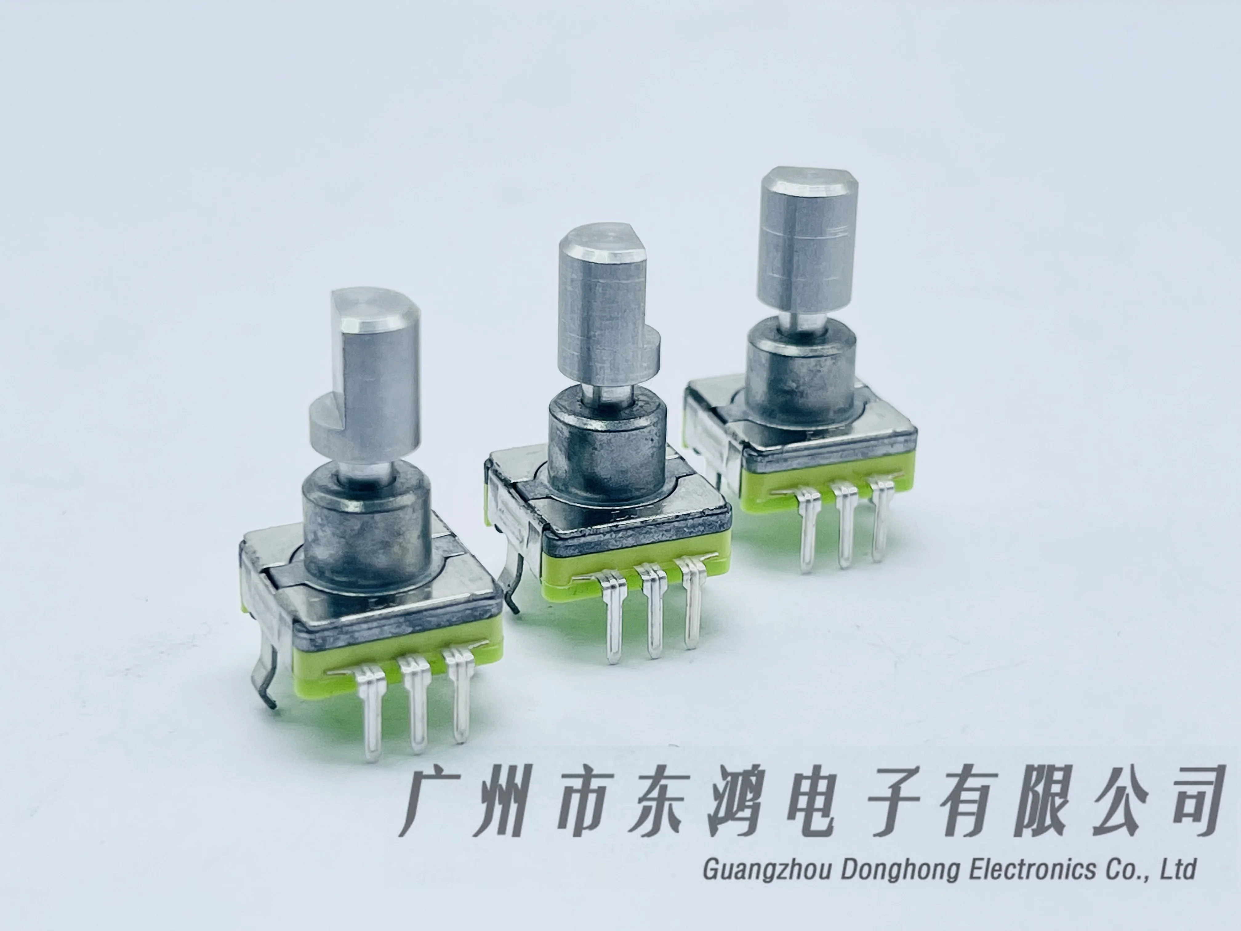 3 pcs The LJV is an EC11 encoder with a 15-pulse Range Rover DVD adjusting shaft 15mm long with a switch 30 positioning