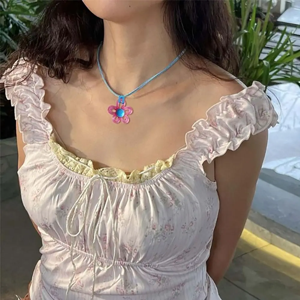 Retro Pastoral Style Floral Necklace All-match Color Contrast Women Clavicle Chain INS Jewelry Women Girls