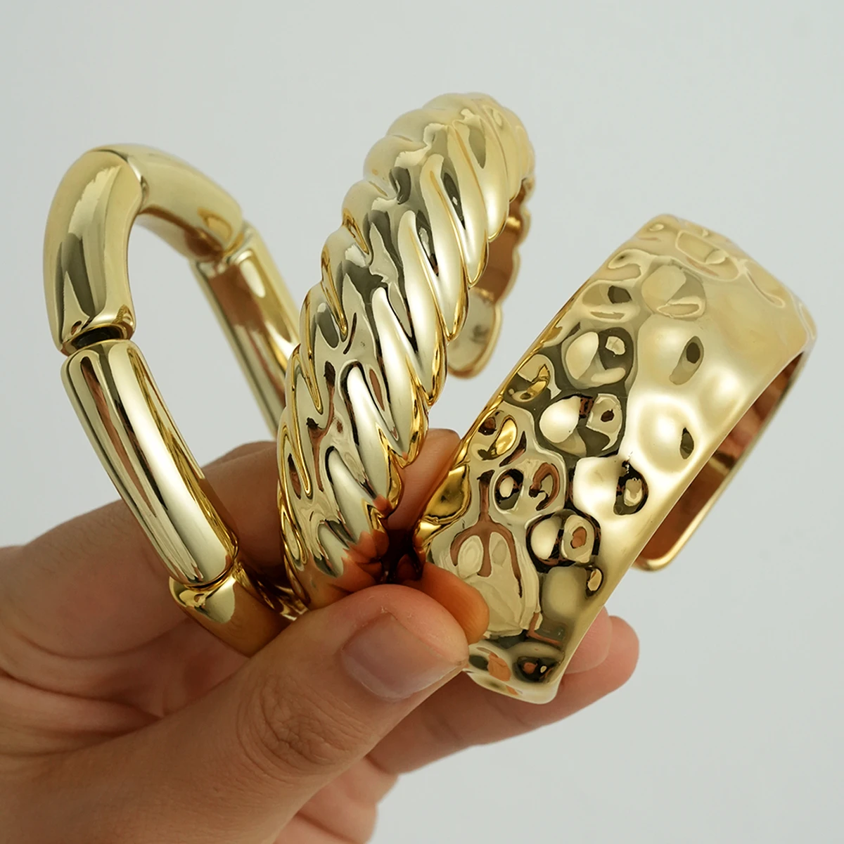 3pcs Gold Color CCB Textured Chunky Bangle Set Vintage Irregular Wrinkle Statement Bracelets for Women Trendy Daily Jewelry Gift