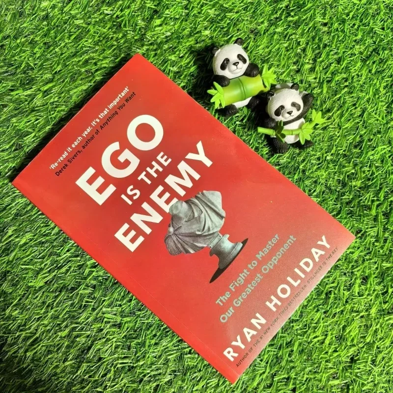 

The New Self Is The Enemy в роман в стиле Райан Holiday в мягкой обложке # 1-й бестселлер New York Times. Английские книги Libros