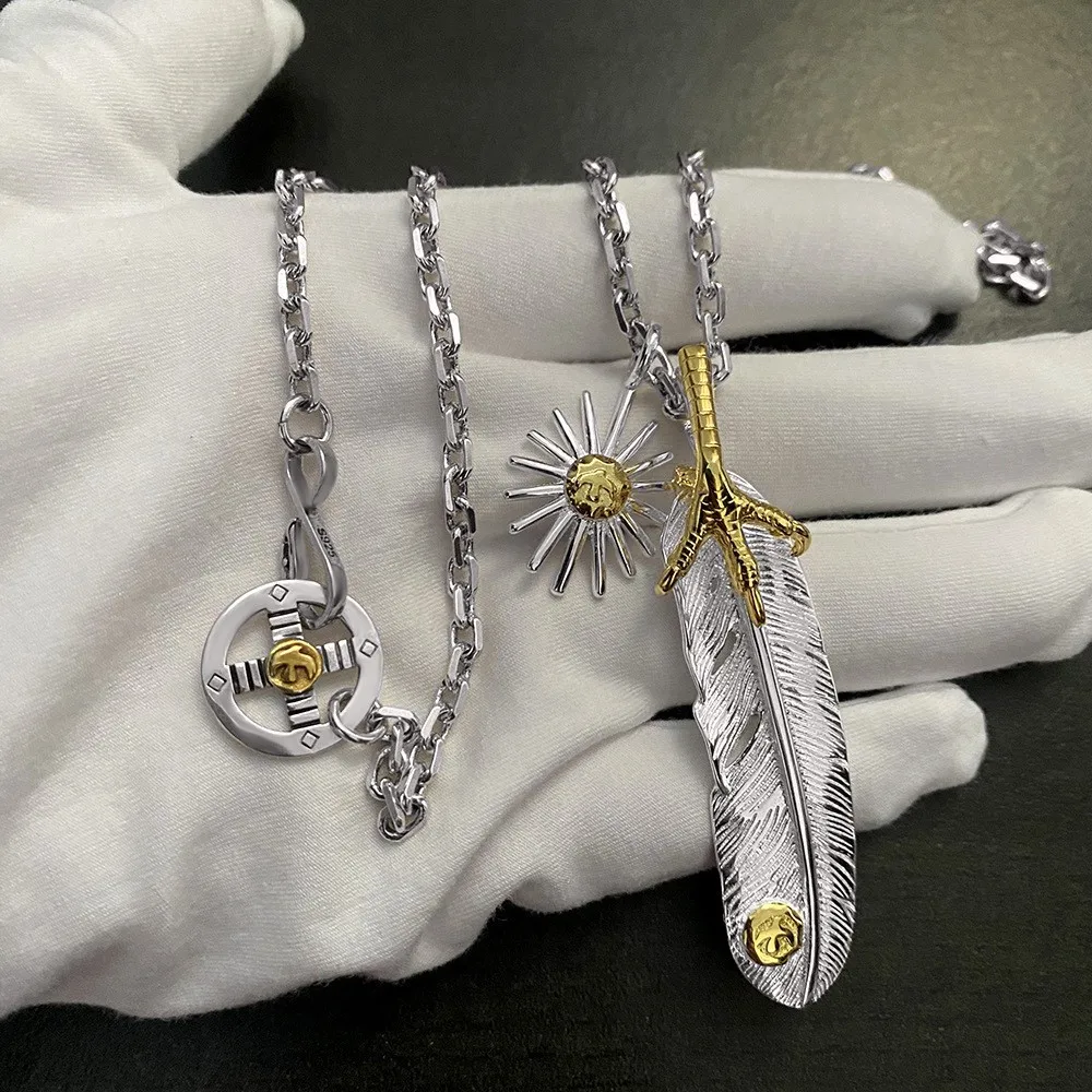 

Takahashi Goro's Goro Eagle Claw Bright Silver Feather with Sun Decoration Versatile Japanese-Style Couple Necklace