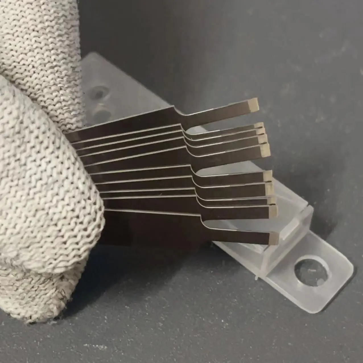 

10PCS/BOX 4A Quick Removal Of Border Adhesive Blade With Handle For Phone Repair Tool