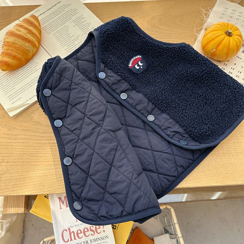 

Boys' Quilted Vest2025Autumn and Winter New Thickened and Fleece-lined Warm Reversible VestQW2563