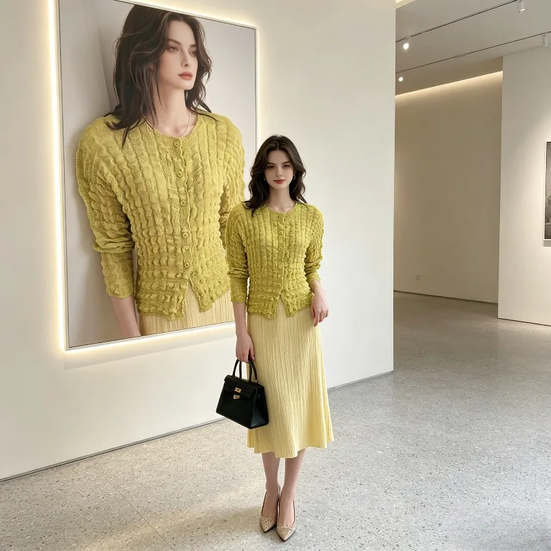 Miyake Pleated New 2026 Spring/Summer High-End Pleated Chiffon Fabric Round Neck Lightweight Sunscreen Shirt Thin Jacket Pleat