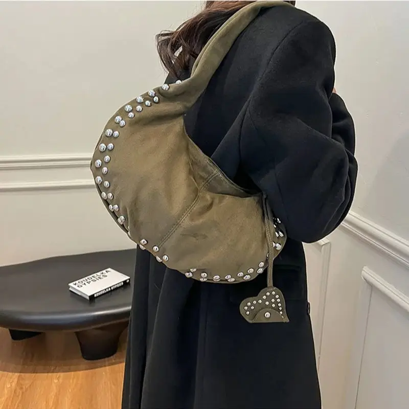

Advanced Suede Frosted Large Bag Fashion Rivet Tote Bag Summer Large Capacity Underarm Bag 2025 New Solid Color Women's Handbag