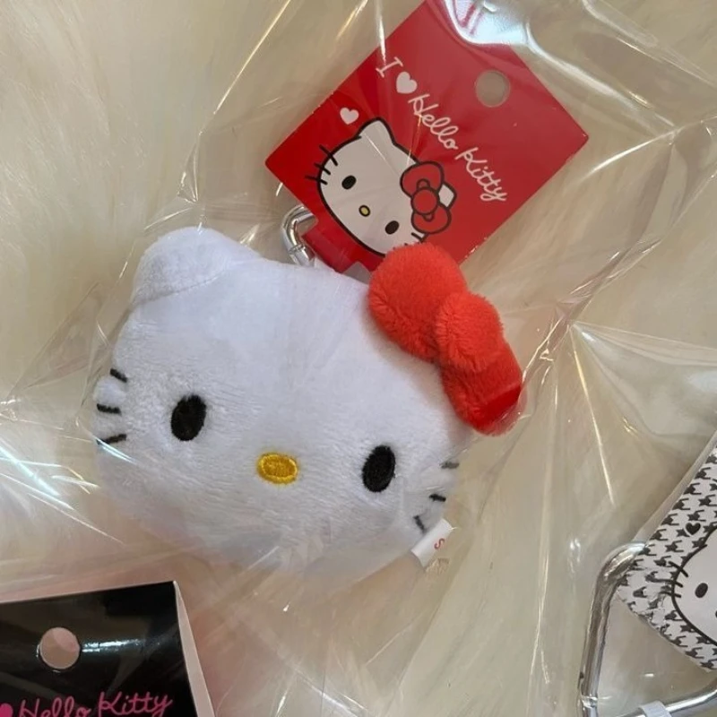 HelloKitty love pendant, cute cartoon bag key pendant, cute creative design, light luxury niche pendant, holiday gift wholesale view 5