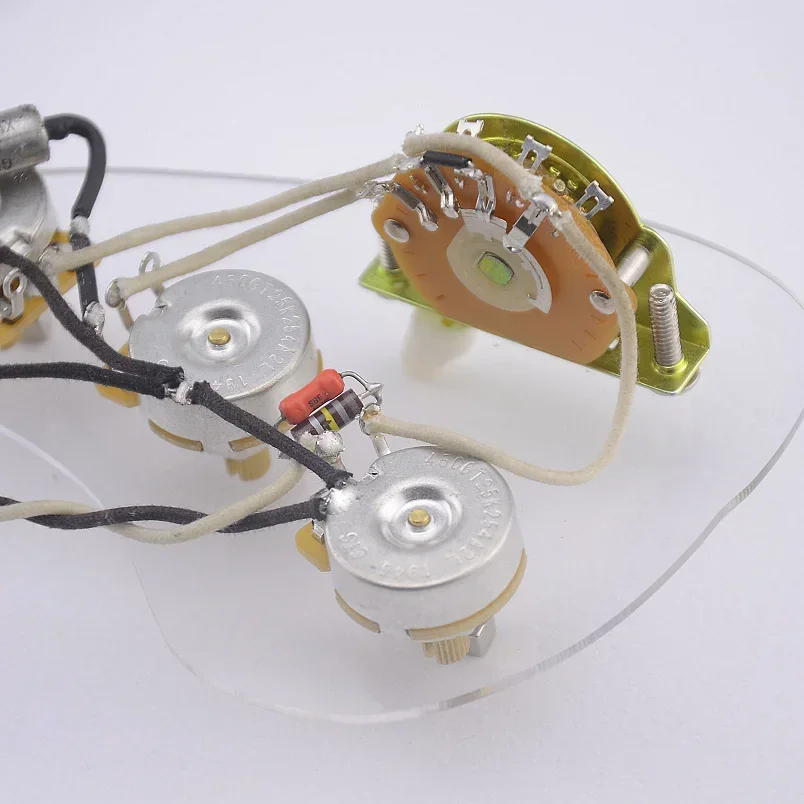 

Loaded Pre-Wired Electric Guitar Wiring Harness Prewired Kit ( 3x 250K Brass Pots + 5-Way Switch )