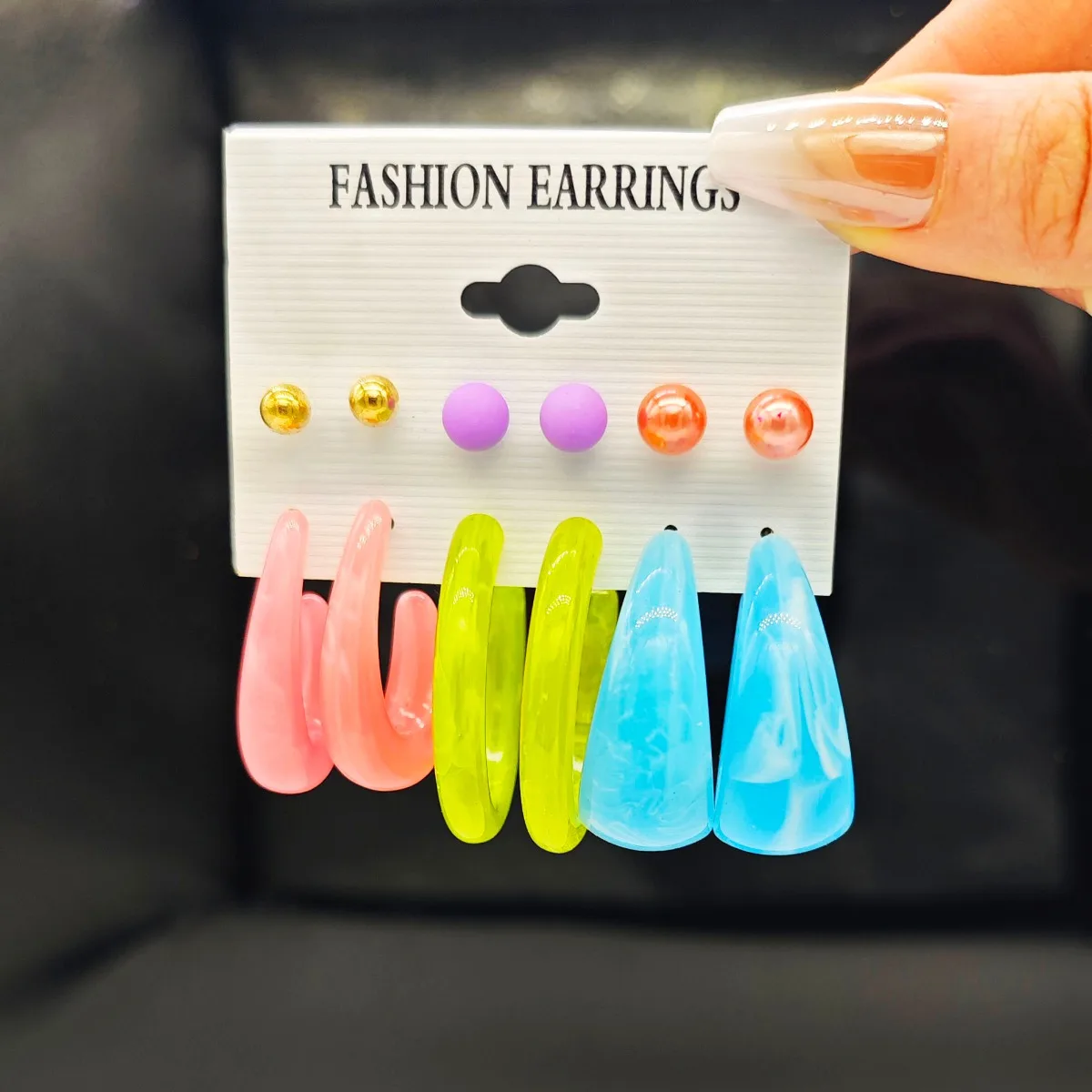 

Cross border selling acrylic earring set in Europe and America exaggerated dopamine earrings earrings, and accessories for women