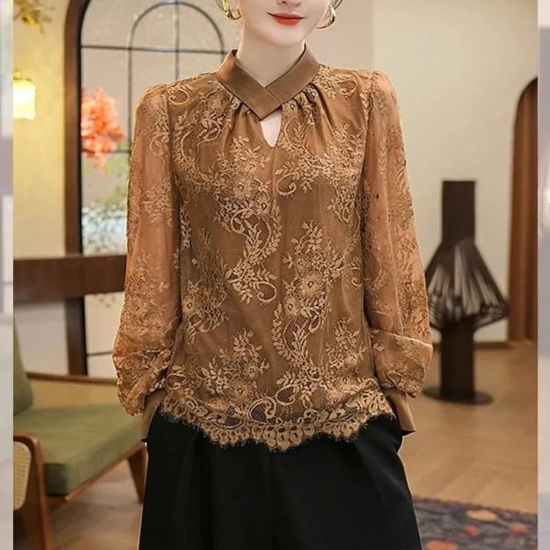 Women\'s V-neck Patchwork Lace Hook Flower Hollow Spring and Autumn New Solid Color Long Sleeve Loose Pullover Chiffon Shirt Tops