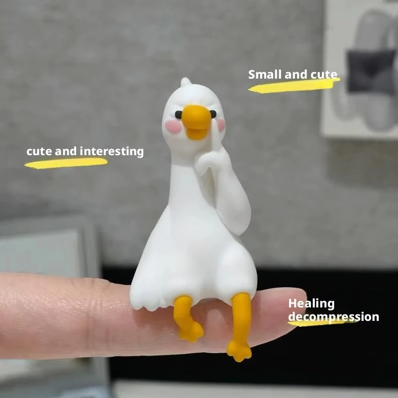 Resin Cartoon Animal Decor For Desk Car Dashboard TV Monitor Gift Idea Cute 3D Duck Figurine Mini Resin Duck Ornament Playful