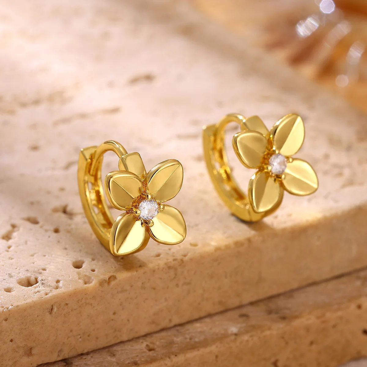 Exquisite Flower Zircon Hoop Earring for Women Gold Color Stainless Steel Daily Earrings Fashion Jewelry Mother's Day Gift