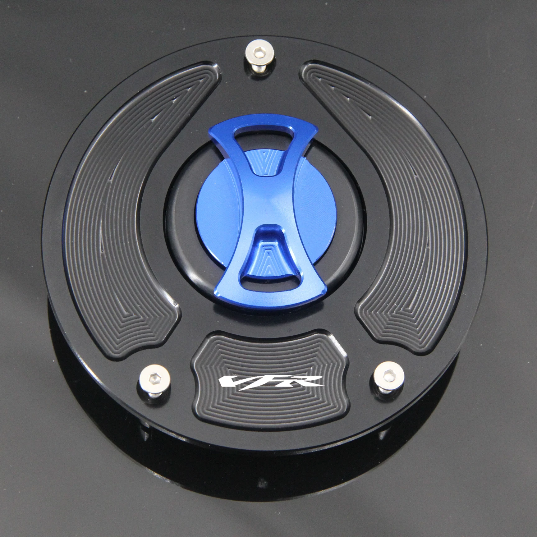 

Keyless Motorcycle Fuel Gas Tank cap Cover For Honda VFR750 1986-2017, VFR800 1998-2017, VFR400 1990-2017