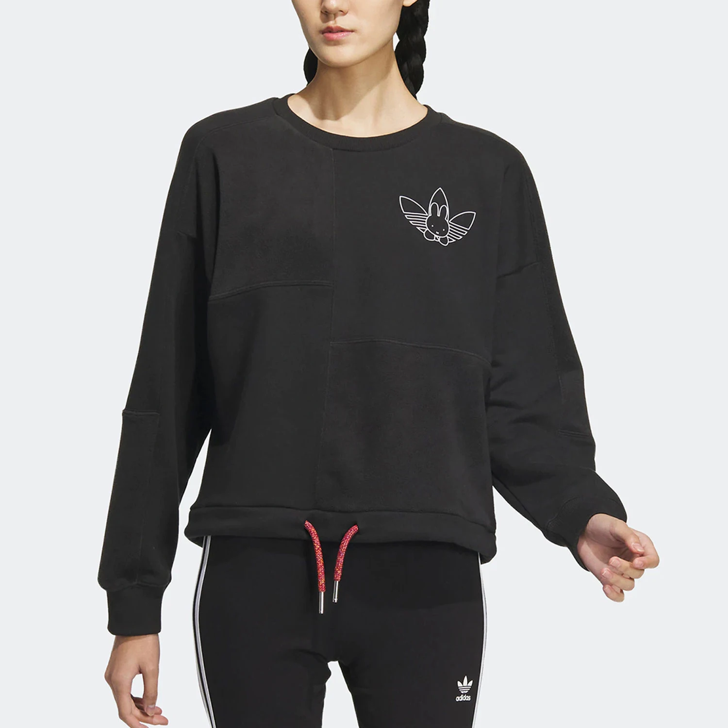 

Женская толстовка Adidas Originals с круглым вырезом и принтом HY7263