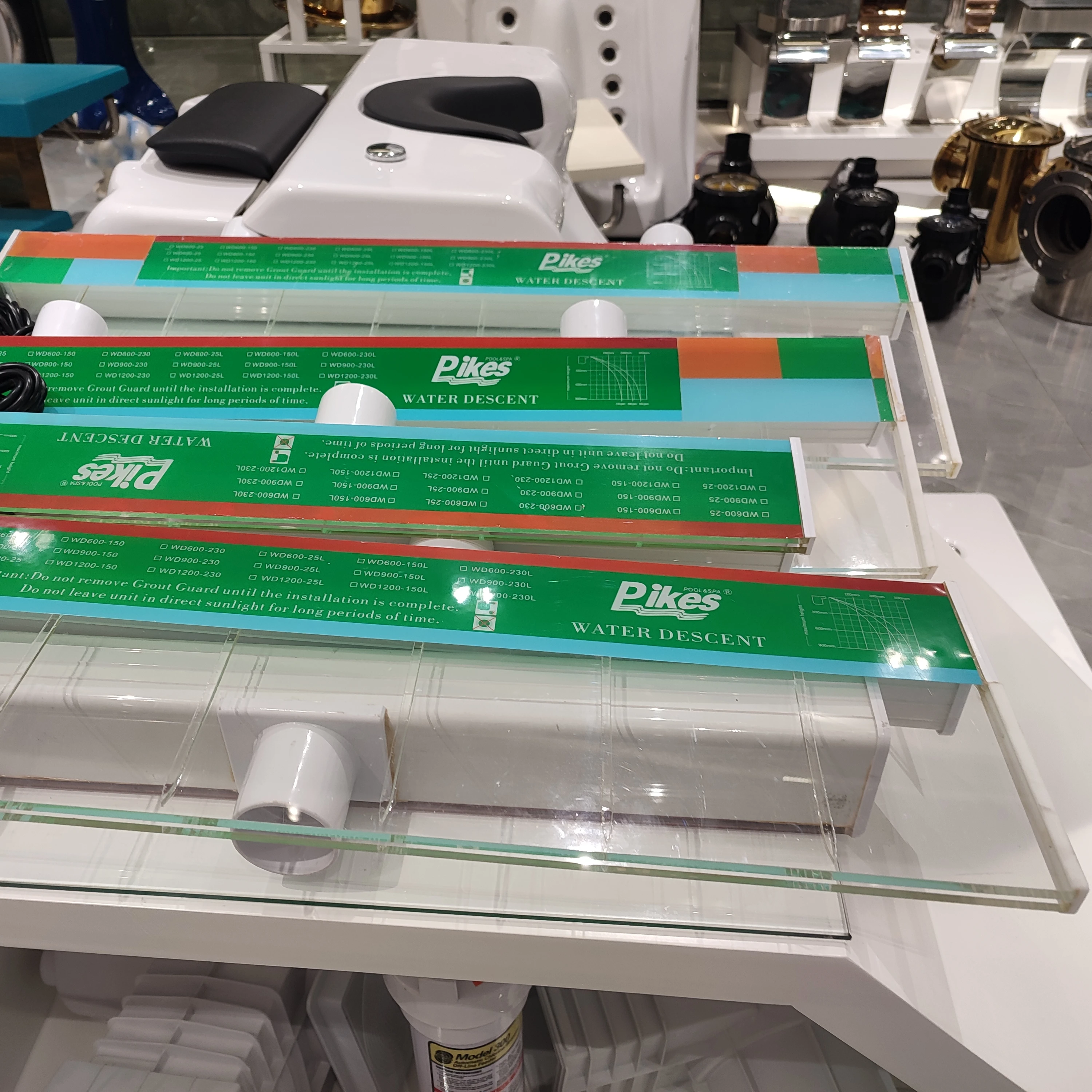 STLF Aqua Acrylic Waterfall Water Descent for Swimming Pool Fountain Waterfall with LED Light Strip