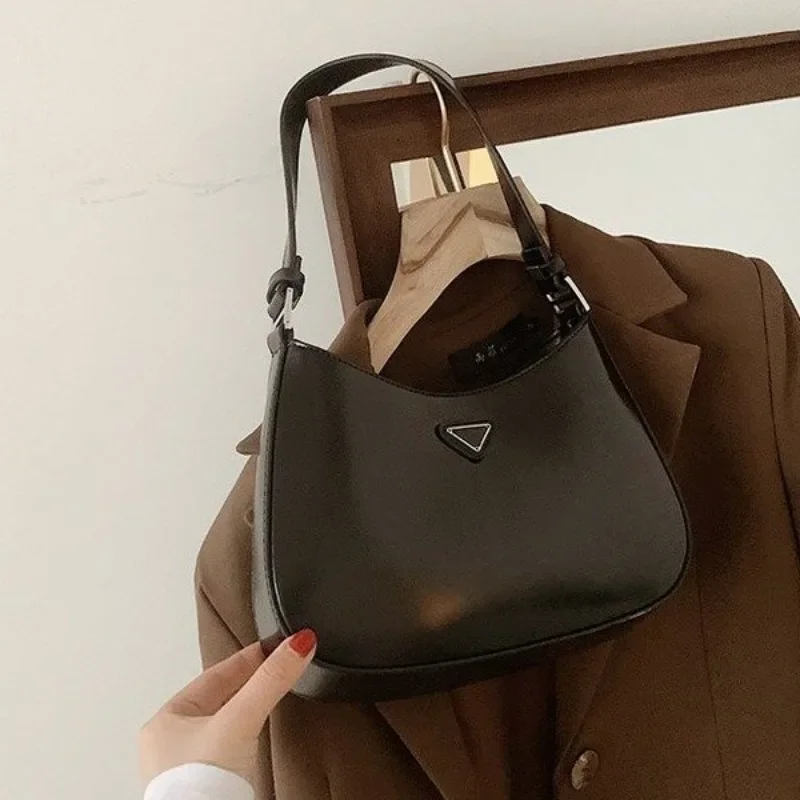 

Портативная новая модель в стиле ретро, женская сумка через плечо для ежедневного использования, изысканная подмышками, надежная студенческая сумка через плечо, привлекательная