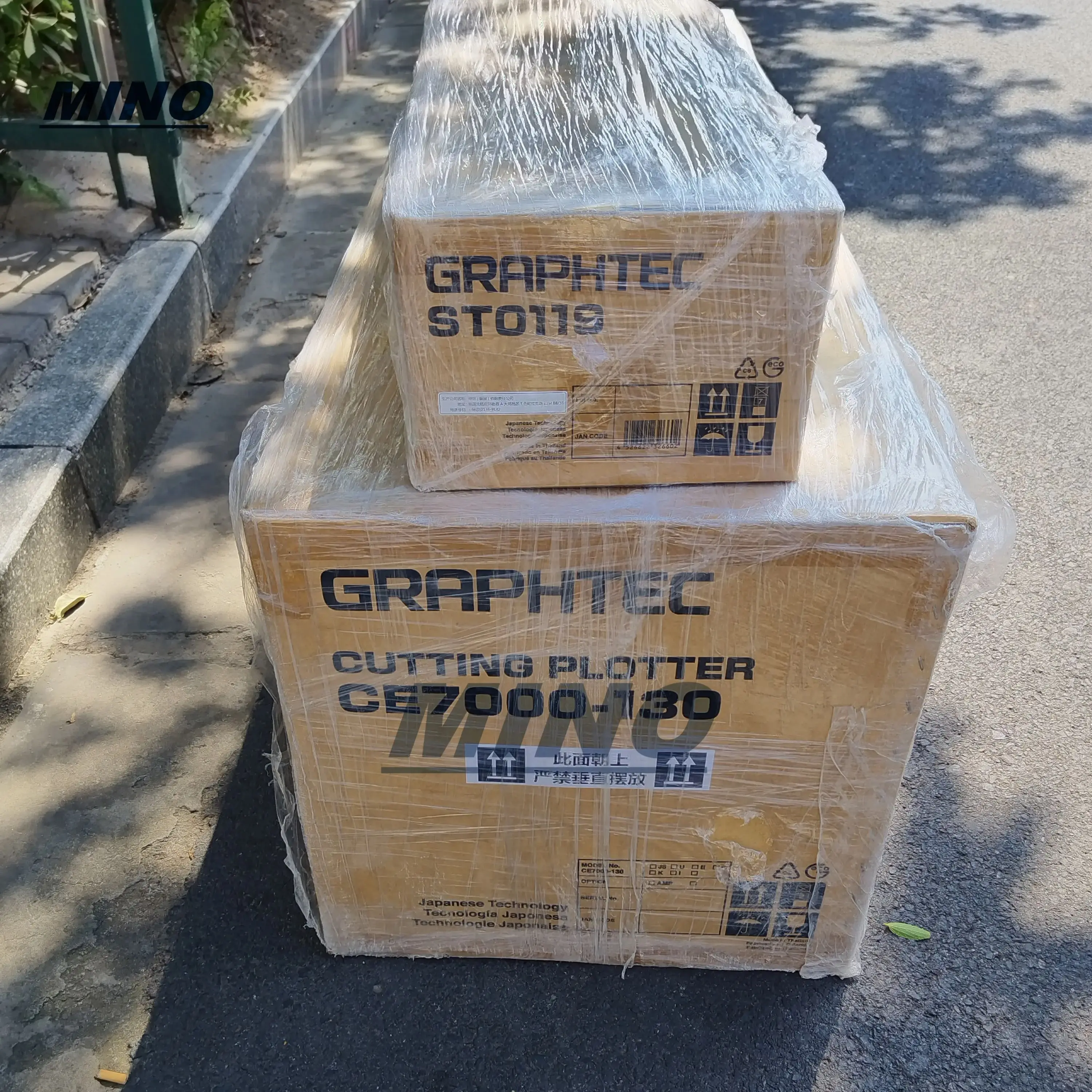 High speed Original Graphtec CE7000-130 cutting Plotter Made In Japan CE7000-130 Cutter