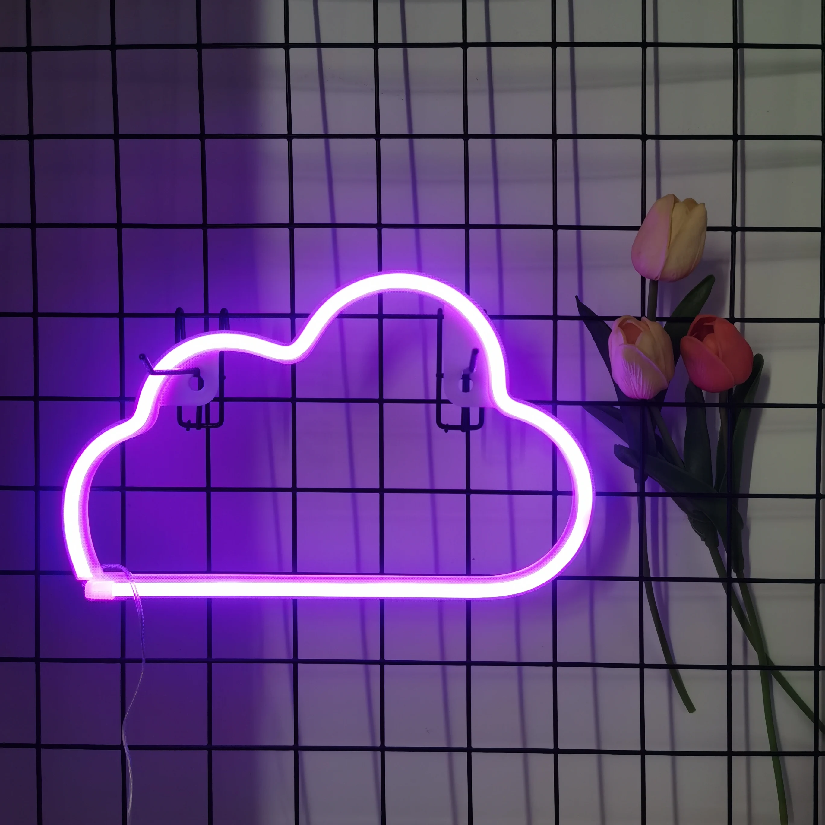 Cloud neon light logo, USB or battery powered novel night light, used to decorate girls\' bedrooms, birthday party gifts, wedding