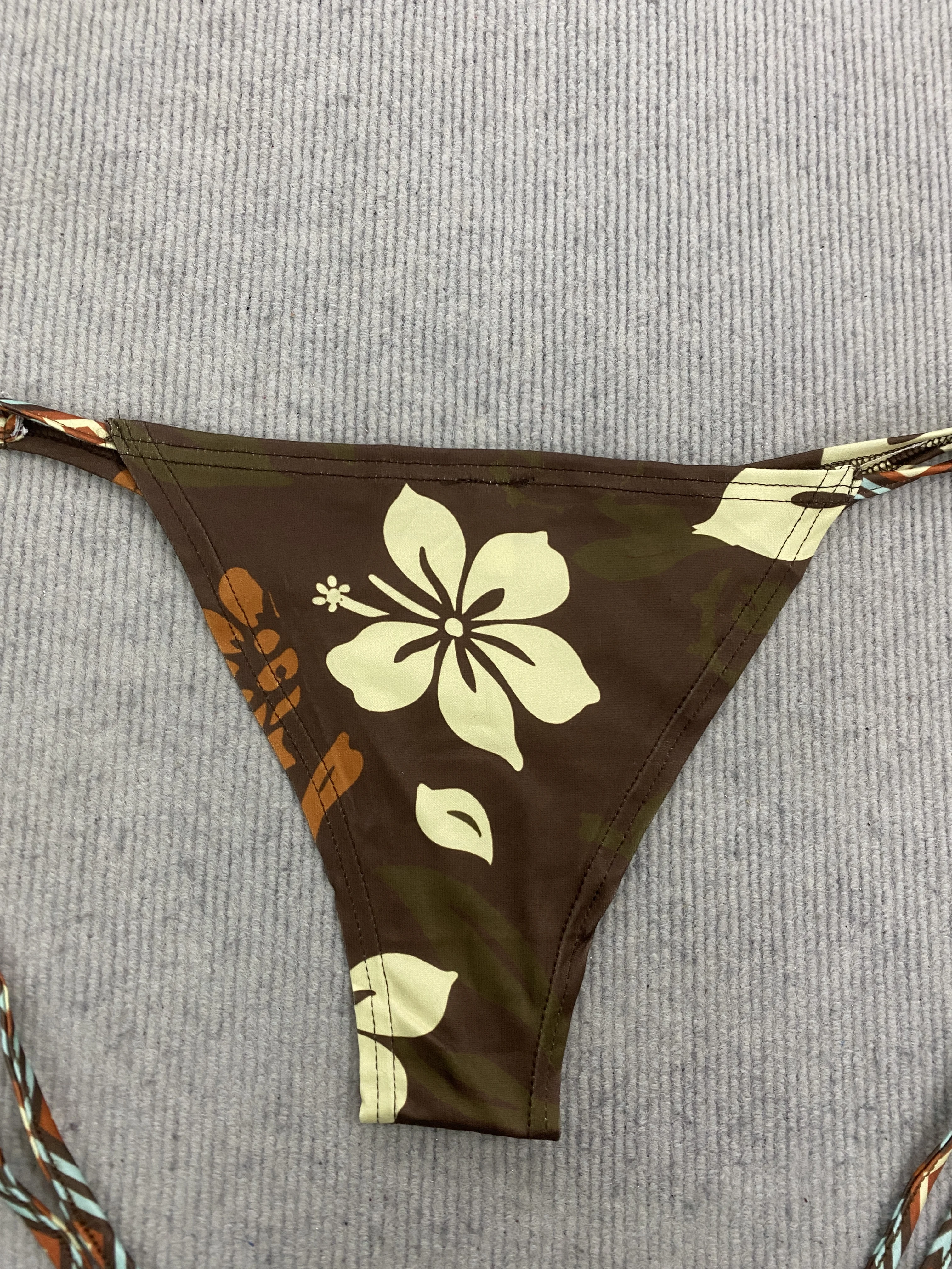 Damen Neckholder-Bikini-Set Zweiteiliger Badeanzug mit seitlichem Bindeband Design Sommer Strand Urlaub Küstenresort Outfit Alltag – Detail 7