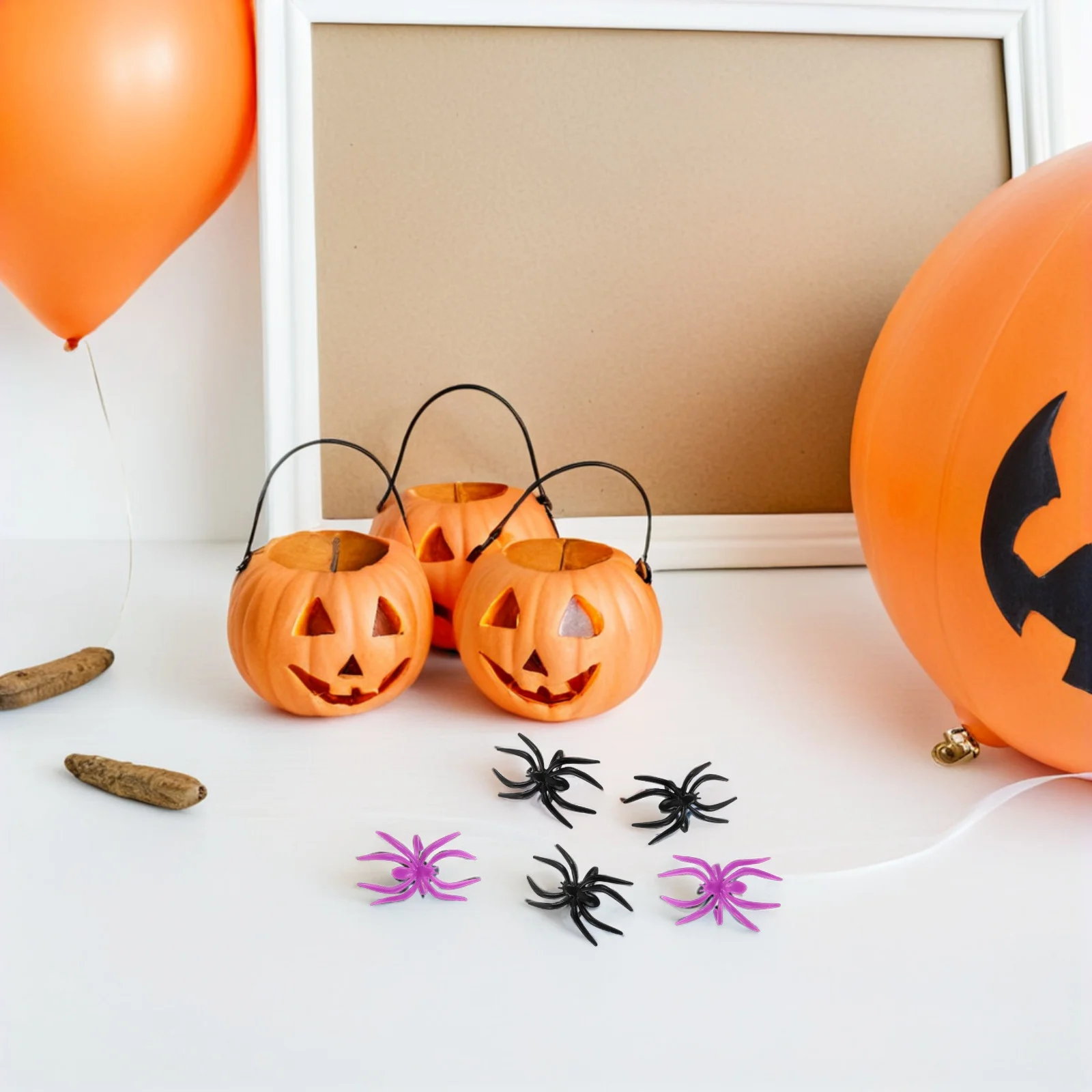 Anneaux d'halloween pour enfants, 120 pièces, bijoux araignée amusants, vêtements festifs légers, cadeaux, prix pour événements scolaires, maison hantée
