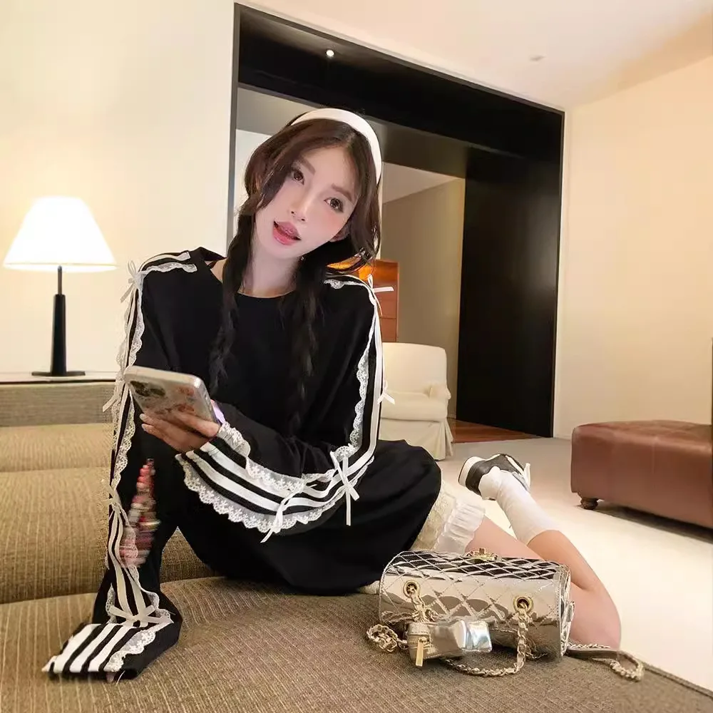 

High Quality Hot Selling Wholesale Bow Black Long Sleeved Loose T-shirt Lace Medium Long Splicing Round Neck Versatile Top Women