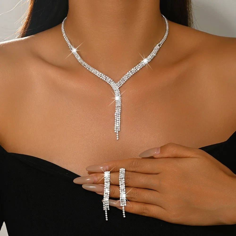 

Elegant Y-Shaped Tassel Jewelry Set Retro Luxurious Necklace and Dangling Earrings Rhinestone Exquisite Necklace Earrings Set