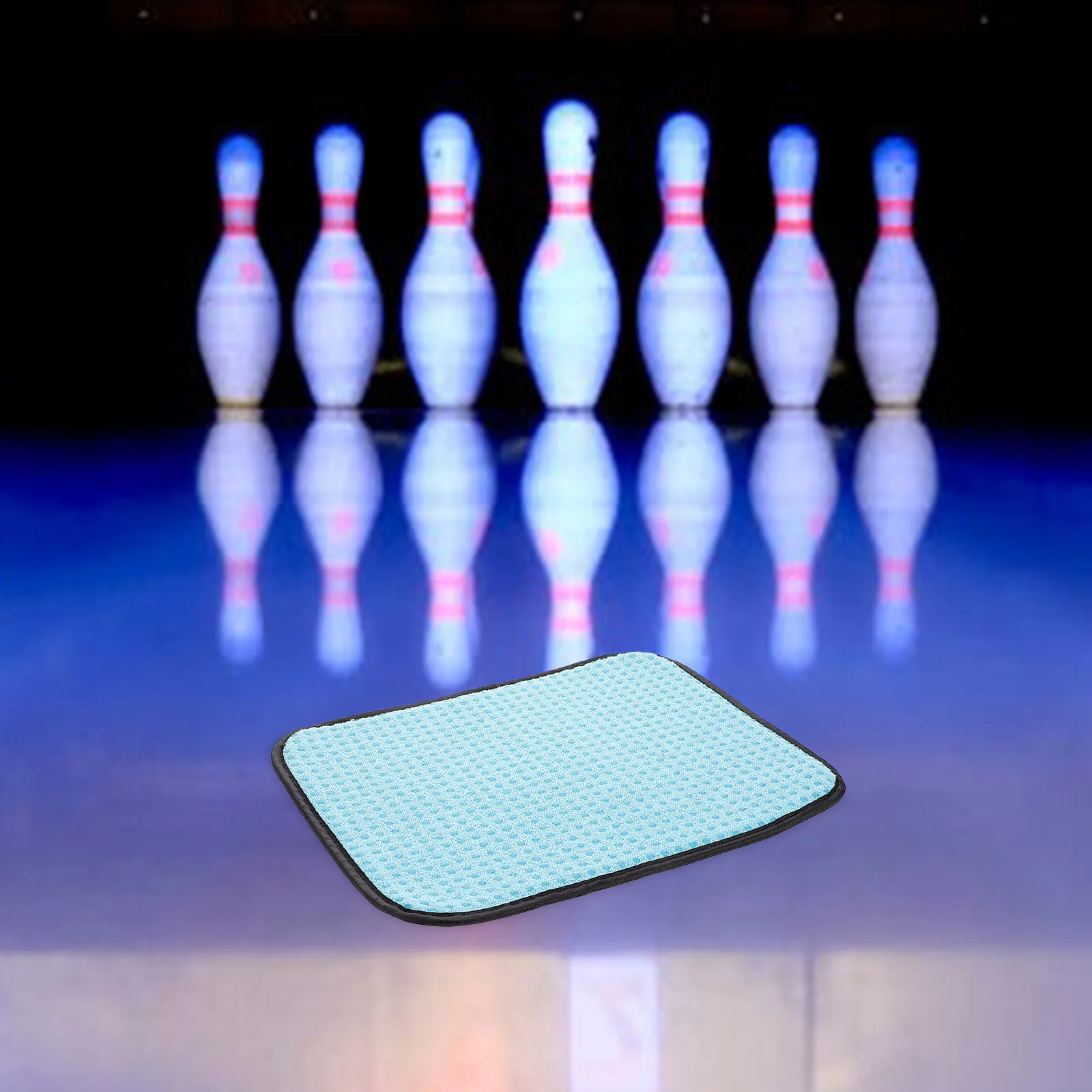 

Compact Microfiber Bowling Ball Towel Professional Polishing Cloth for Bowlers Reusable Cleaning Pad Long Lasting Usage