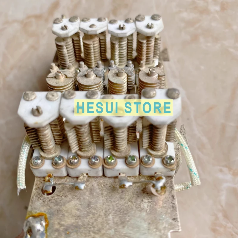 Disassemble single variable capacitor group, each about 5-20P whole plate 12 including baseplate price