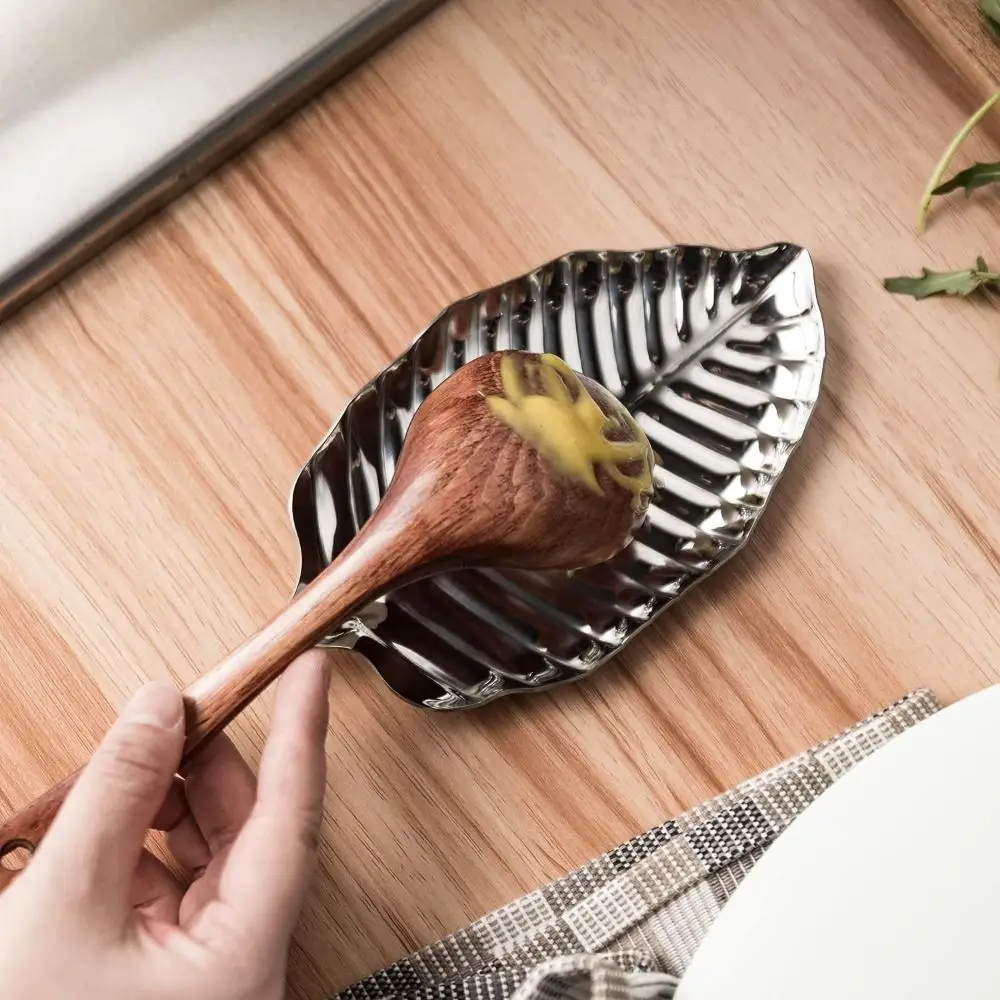 Bellissimo poggiacucchiaio in acciaio inossidabile Portautensili dorato e a forma di foglia d'argento Portacucchiaio in acciaio inossidabile da cucina