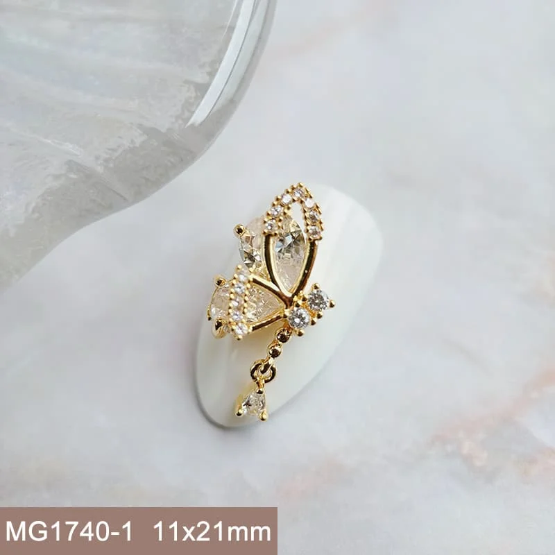 10 piezas por lote, dijes de metal con mariposa dorada y lazo de circonio, decoraciones de lujo para uñas, accesorios y partes 4