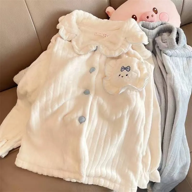 ชุดนอนผ้าคอรัลฟลีซสำหรับเด็กผู้หญิง ฤดูใบไม้ร่วง ฤดูหนาว ลายการ์ตูนน่ารัก ผ้าฟลานเนลหนานุ่ม อุ่นสบาย ลายซินนามอนโรล ชุดนอนนักเรียนทรงหลวมใส่สบายอยู่บ้าน