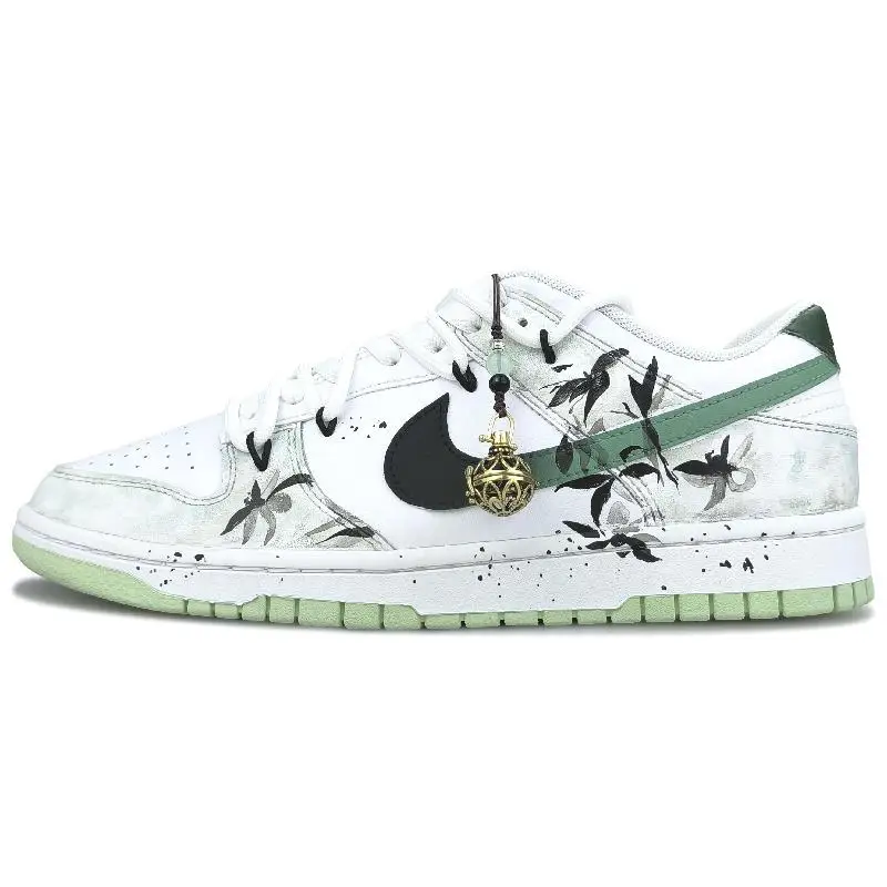

【Customize】Nike Dunk Skateboarding Shoes Men Low-top Light White-green Sneakers shoes DV0831-105