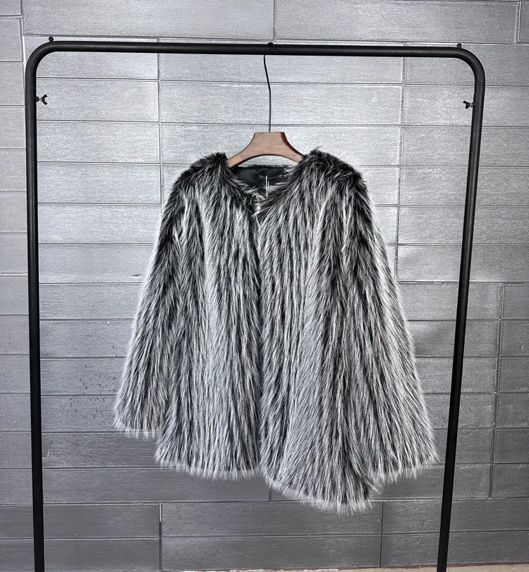 Autumn and Winter New Fashion Black Gradient White Mid-length Faux Fur Coat Women's Jacket Factory Direct Sales