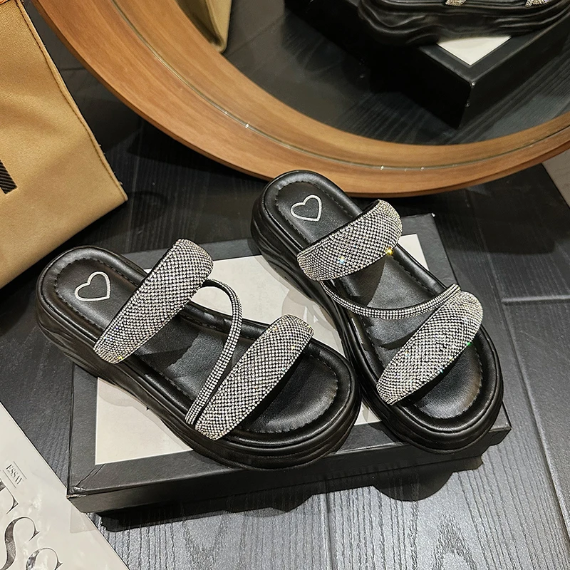 

French Slippers Women 2026 New Outside Platform Heightened Sandals Beach Mopping