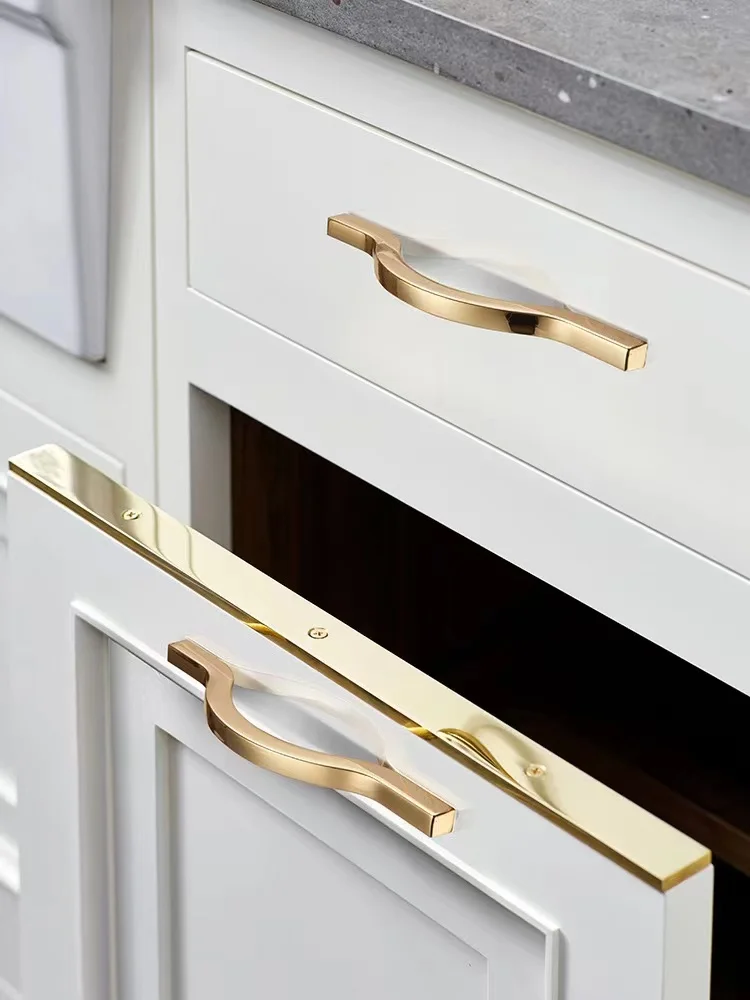 Modern Light luxury Handles for Furniture Wardrobe Pulls Minimalist Black and Golden Long Handles for Cabinets Drawer Door Knobs