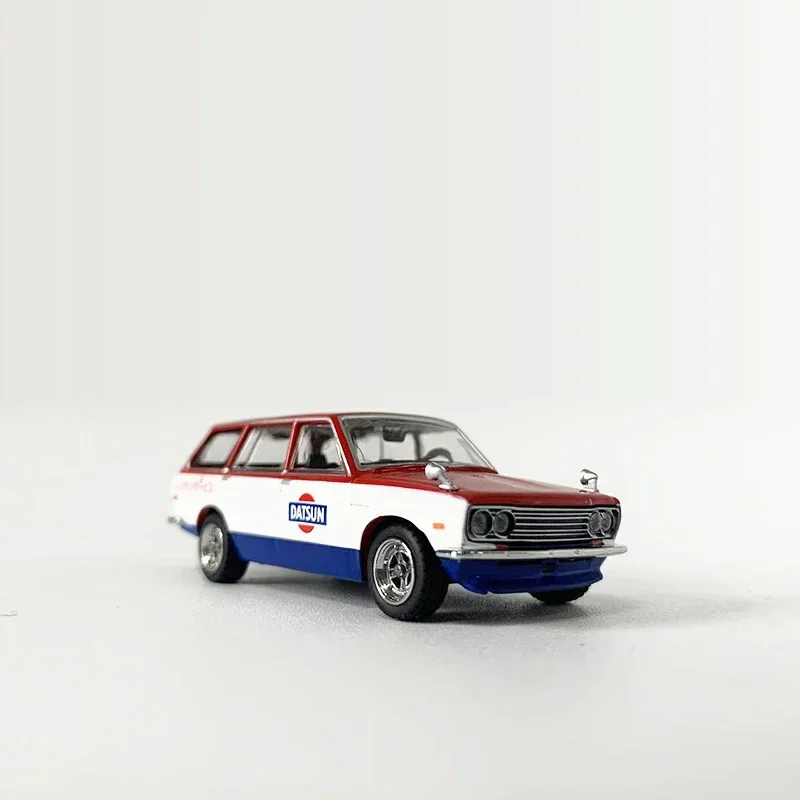 Tarmac Works 1:64 Model Car Datsun 510 Wagon Service Collezione di veicoli pressofusi in lega - Rosso