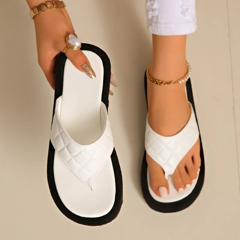 Women's Thong Mules Round Toe Platform Sandals Slip on Slippers Quilted Stitching Leather Look Casual Summer Daily Outdoor Shoes