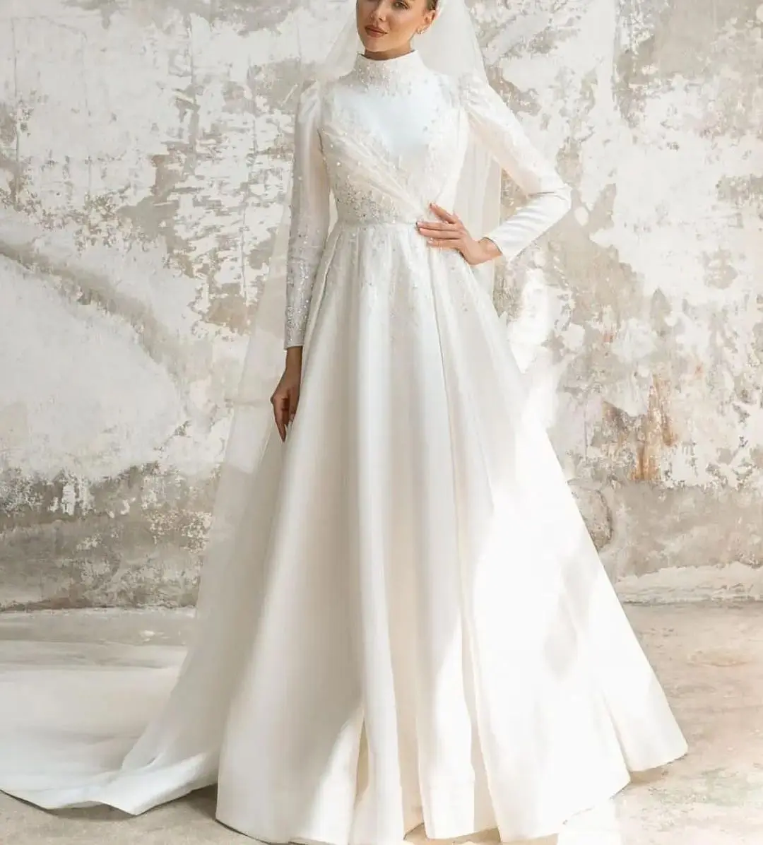 Elegante vestido de fiesta Vestidos de novia Mangas largas Cuello alto Lentejuelas Perlas Diamantes Vestidos de novia con cuentas Vestina De Novia Personalizado