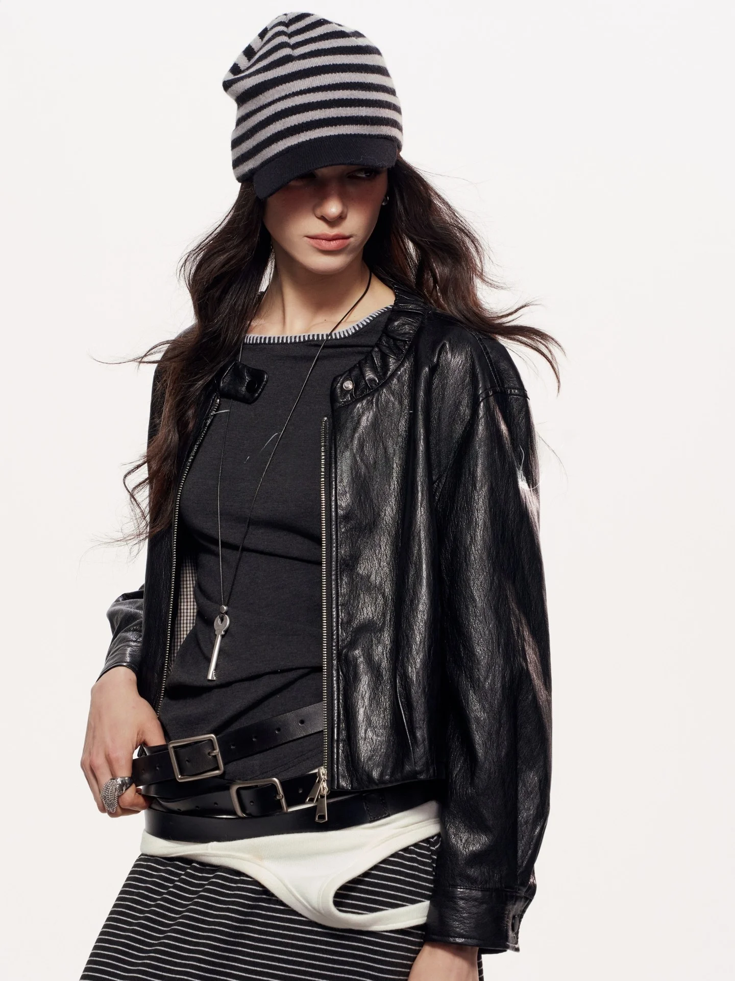 

Chill Zoe Ro Bla PU Leather Jaet Women's Loose Motorcycle Sle Worn-In Faionable Cool Versatile ort Outerwear