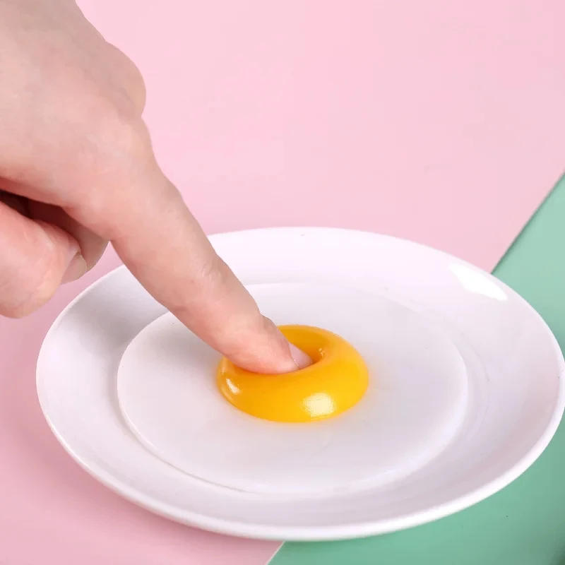 Simulation Egg Fun Elastic Soft Fake Fried Eggs Artificial Poached Egg Model Restaurant Display Props Kids Playhouse Kitchen Toy