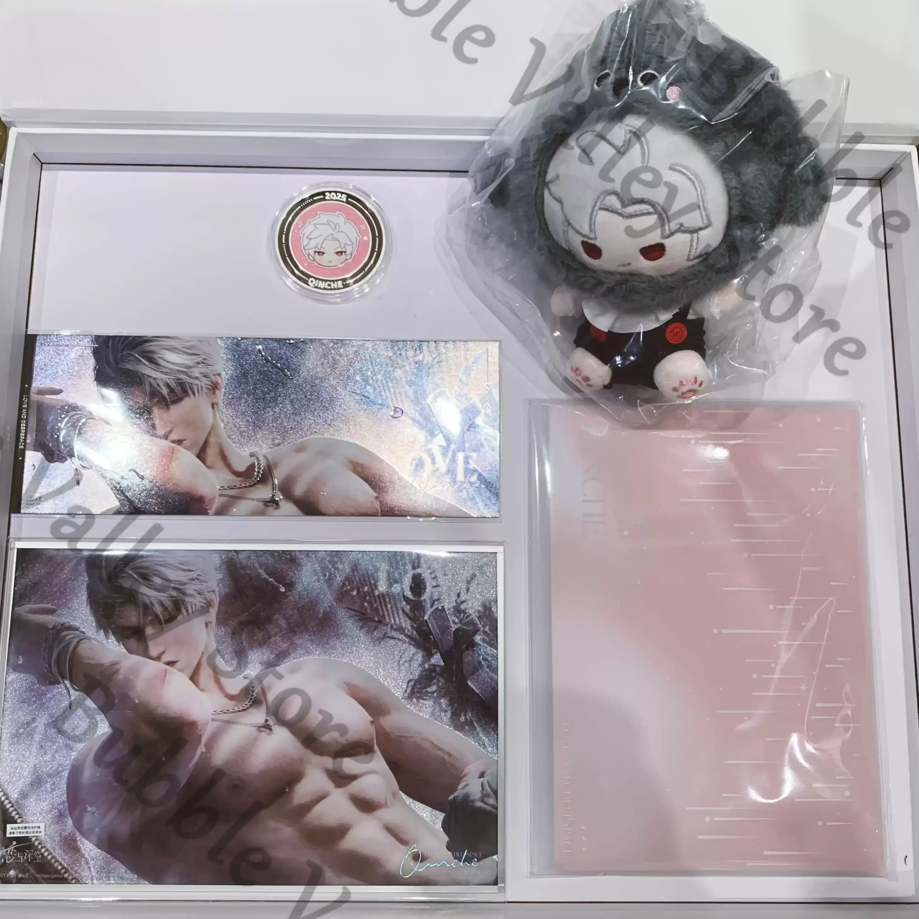 

Genuine Anime Love and Deepspace Xavier Zayne Cosplay VIP Gift Box Cartoon Fluffy Maumet ‌color Cardstock Hand-writing Letter