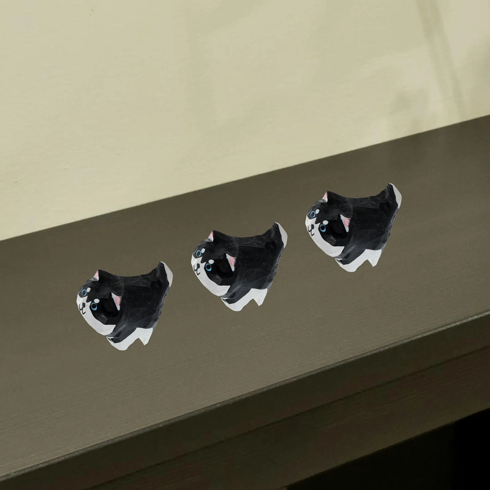 

Wooden Dog Decor Carved Statue Home Desk Decoration Creative Wooden Ornaments for Crafts Elegant Wood Carving Dog Decor